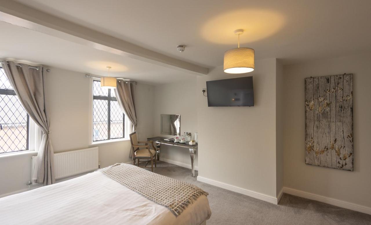 The White Hart Hotel 우토제터 외부 사진
