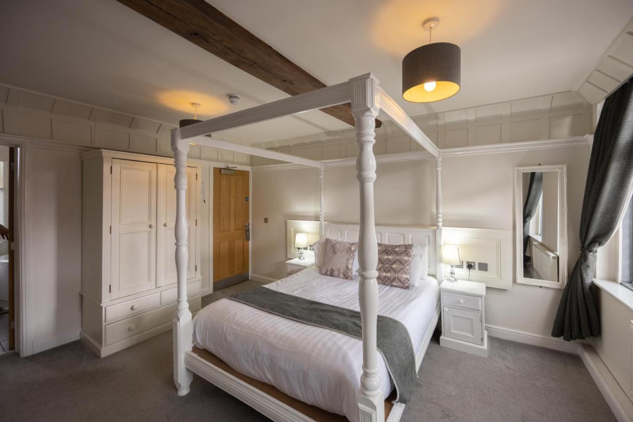 The White Hart Hotel 우토제터 외부 사진