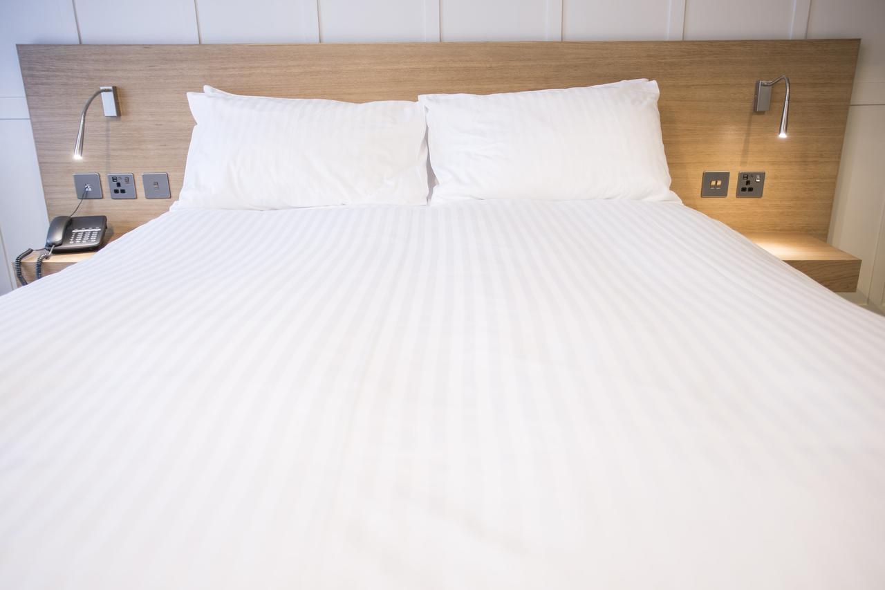 The White Hart Hotel 우토제터 외부 사진